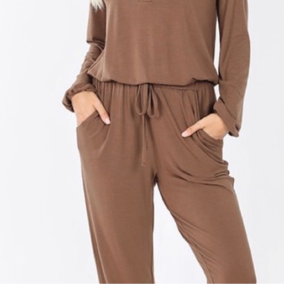 Long sleeve jumpsuit in mocha or ash gray - Picture 5 of 5